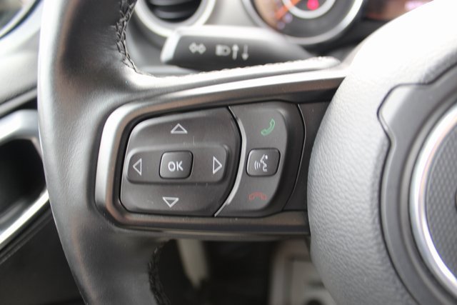 Used 2022 Jeep Gladiator Sport image 12