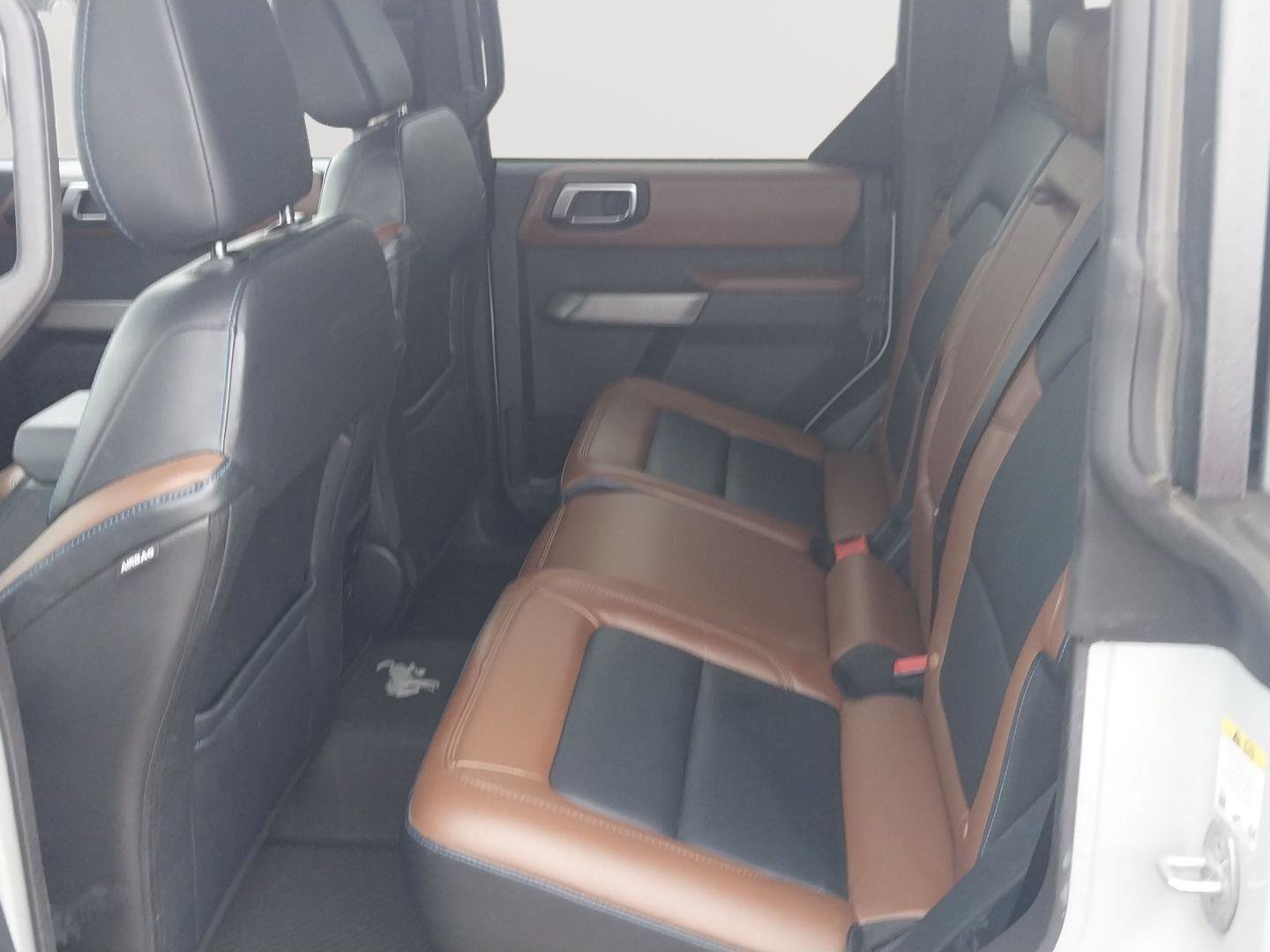 Used 2023 Ford Bronco Outer Banks image 24