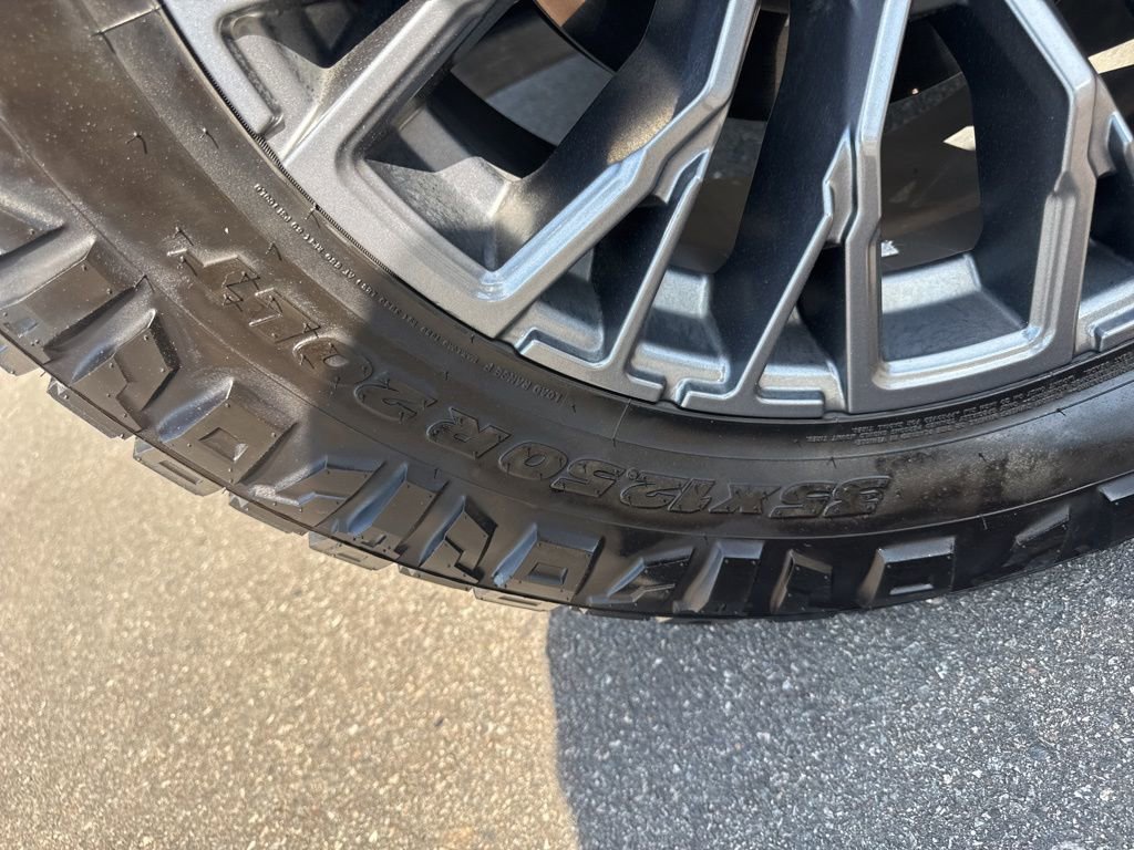 Used 2022 Ford F150 Lariat w/ Trailer Tow Package image 32