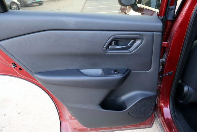 Certified 2025 Nissan Rogue S AWD/4WD image 12