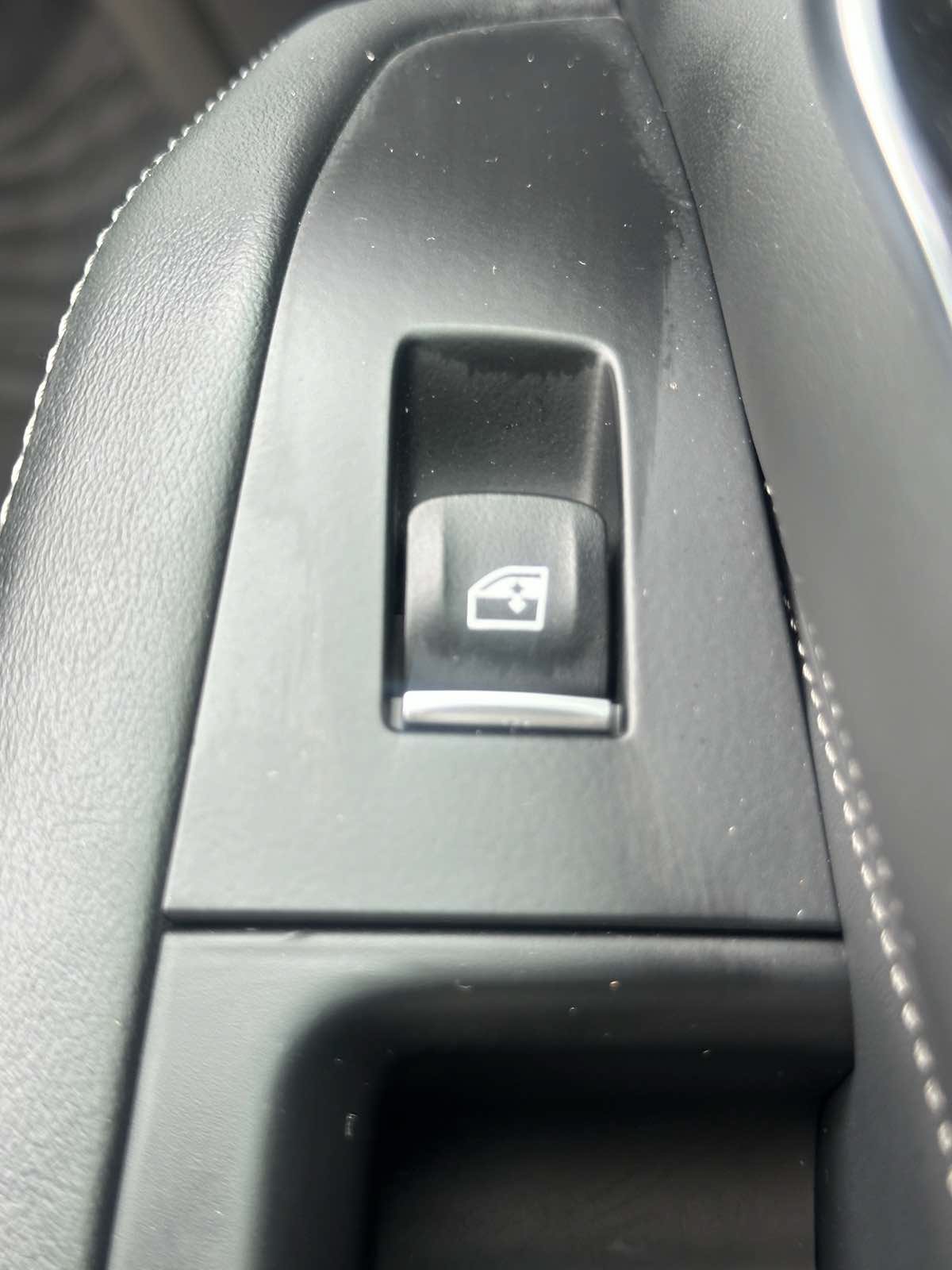Used 2022 BMW X5 M50i w/ Premium Package AWD/4WD image 39