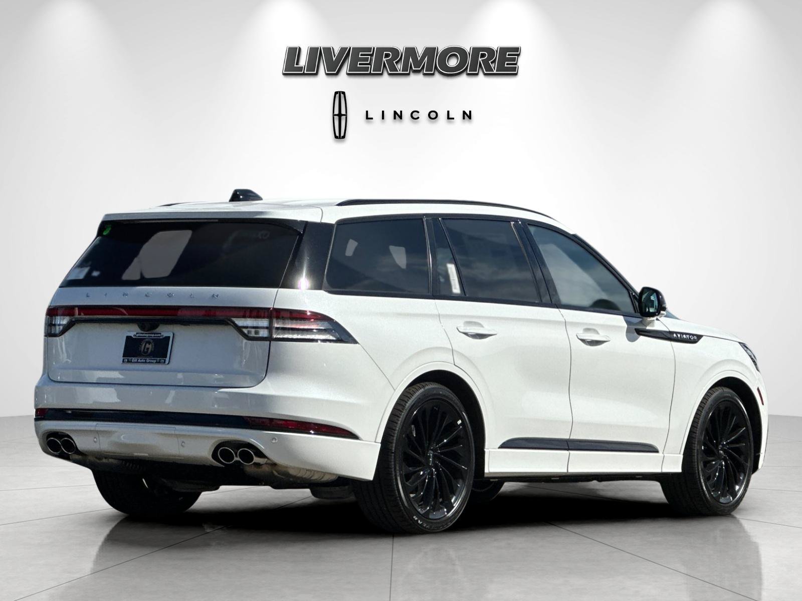 New 2026 Lincoln Aviator Reserve AWD/4WD image 3