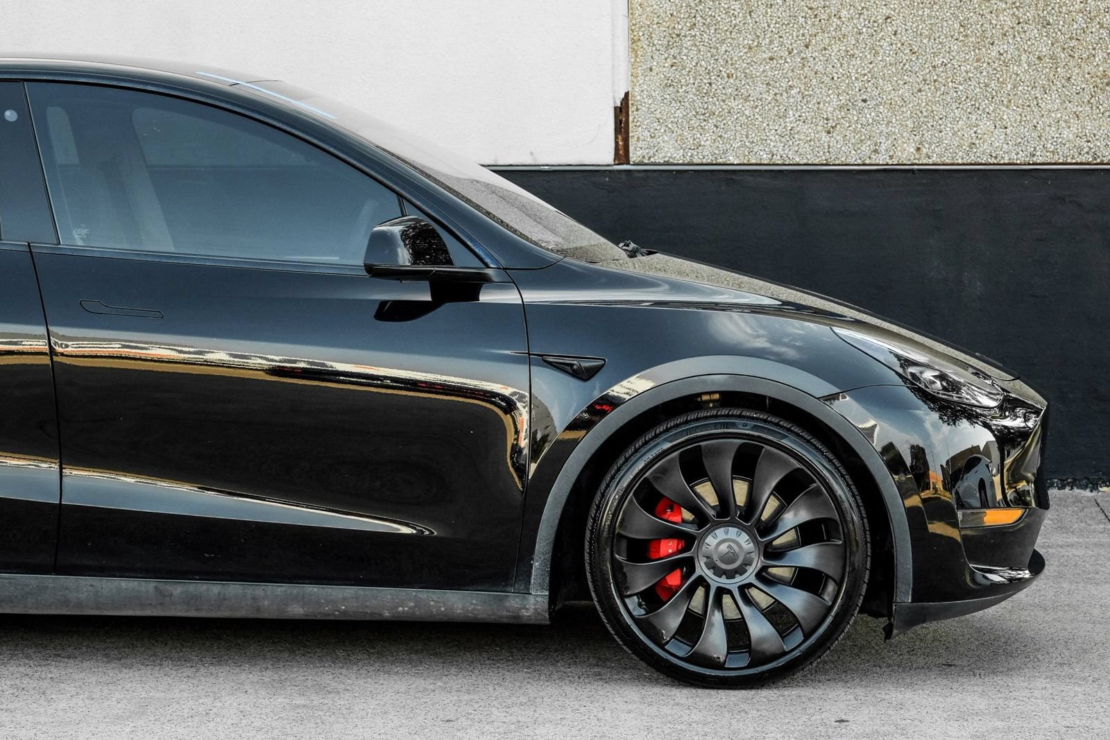 Used 2022 Tesla Model Y Performance AWD/4WD image 11