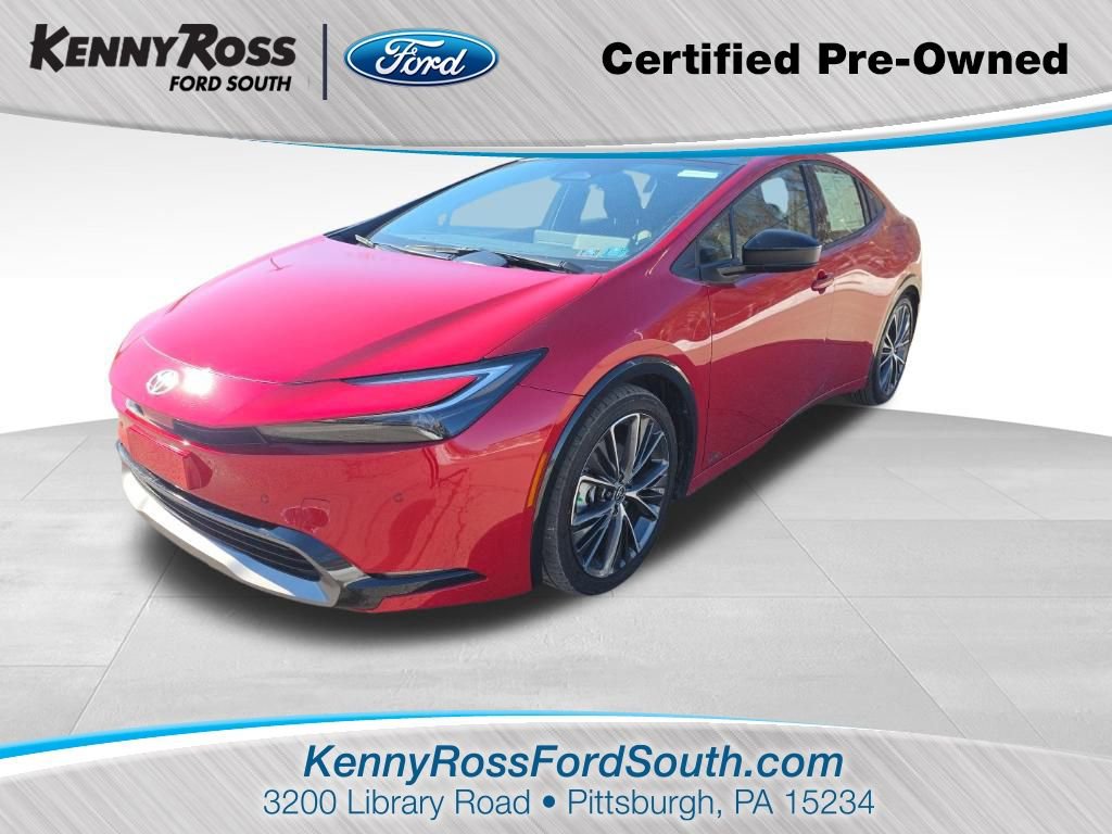 Used 2024 Toyota Prius XLE image 1