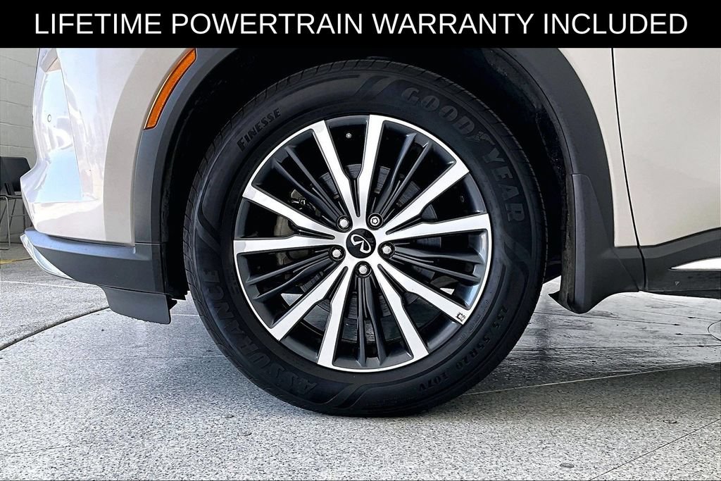 Used 2023 INFINITI QX60 Sensory w/ Vision Package AWD/4WD image 12