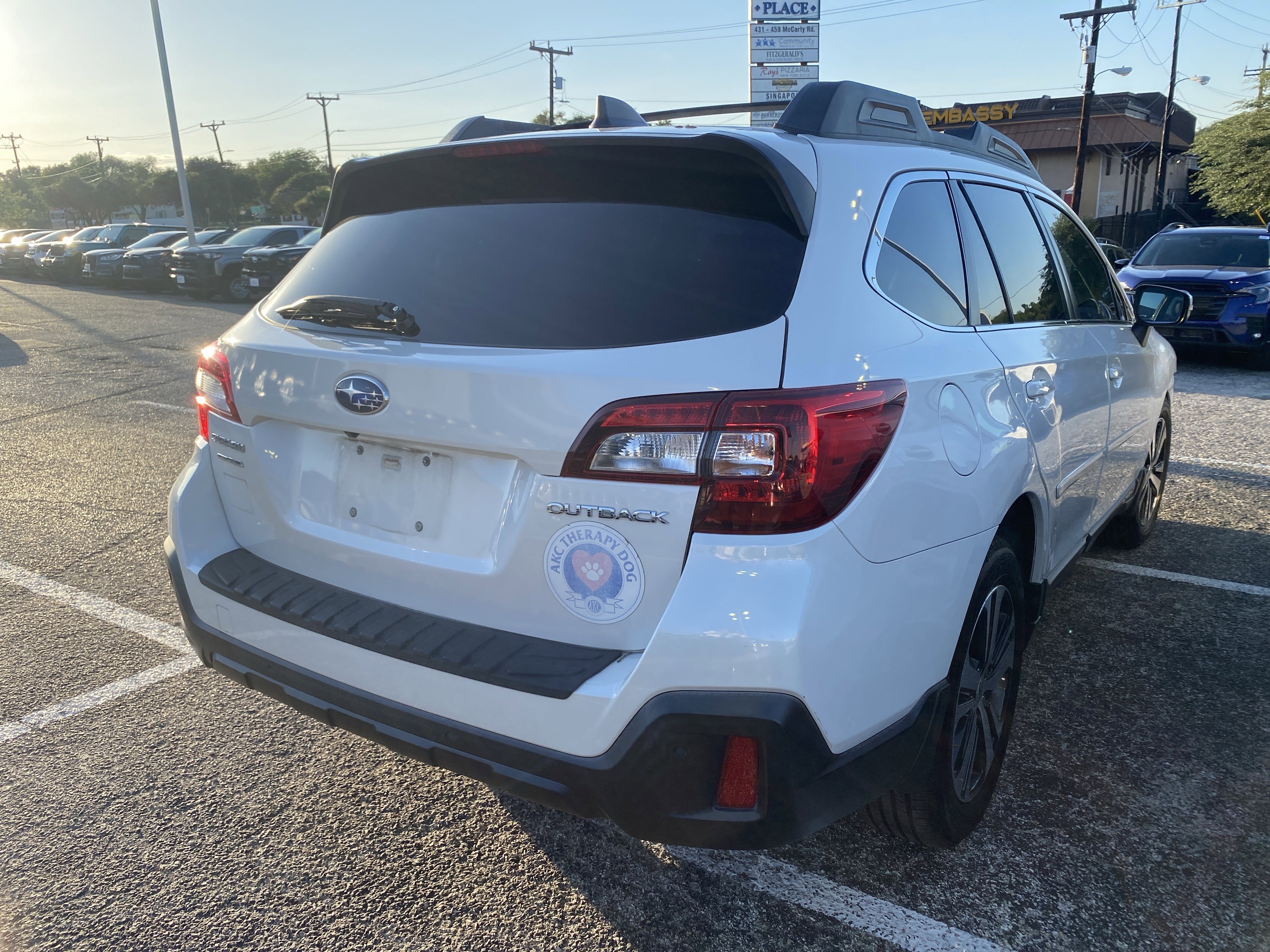 Used 2018 Subaru Outback 2.5i Limited AWD/4WD image 4