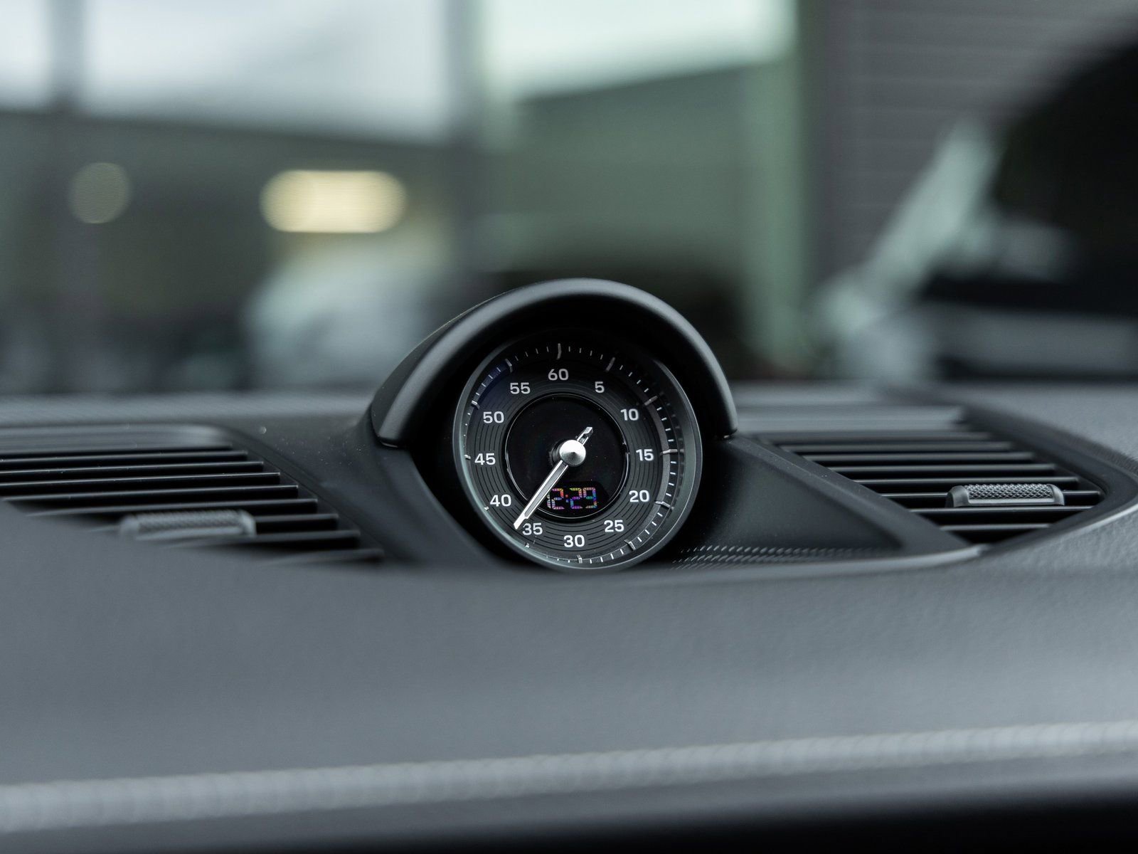 New 2026 Porsche Panamera 4 AWD/4WD image 31