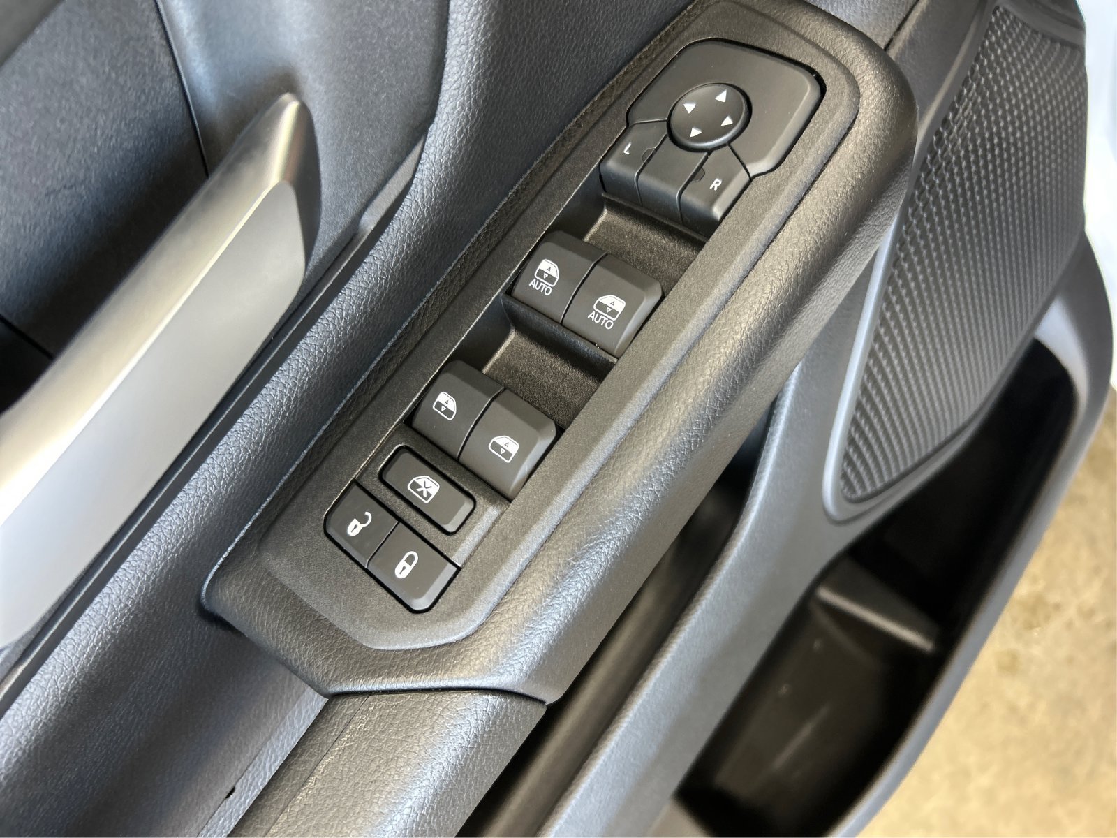 New 2026 RAM 1500 Tradesman AWD/4WD image 29