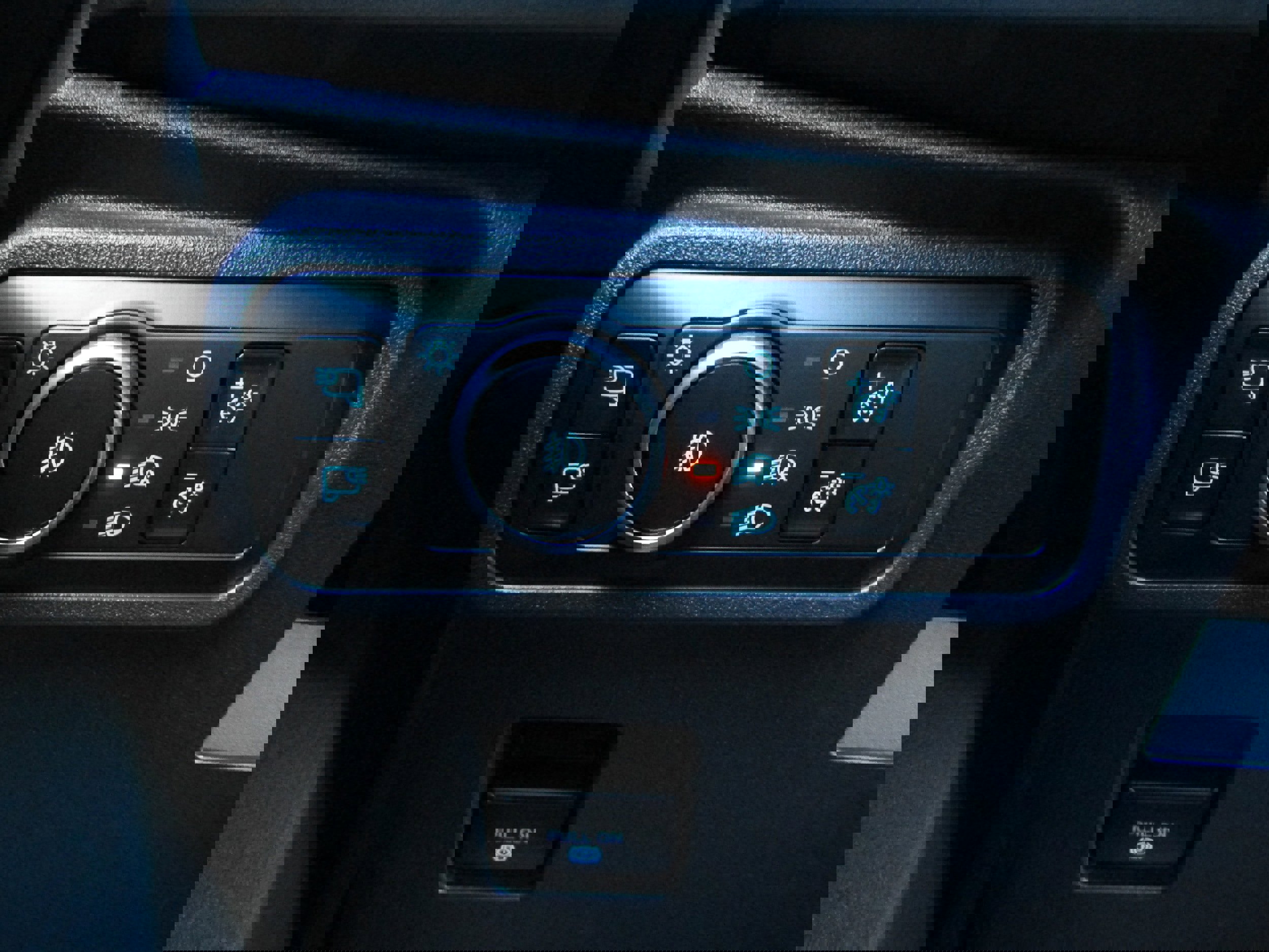 New 2025 Ford Bronco Outer Banks image 21