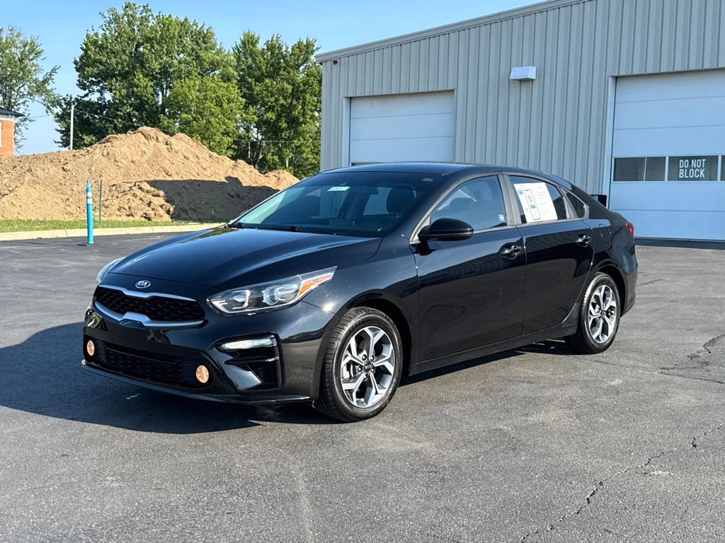Used 2021 Kia Forte LXS FWD image 3