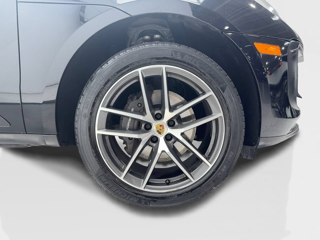 Used 2022 Porsche Macan AWD/4WD image 17