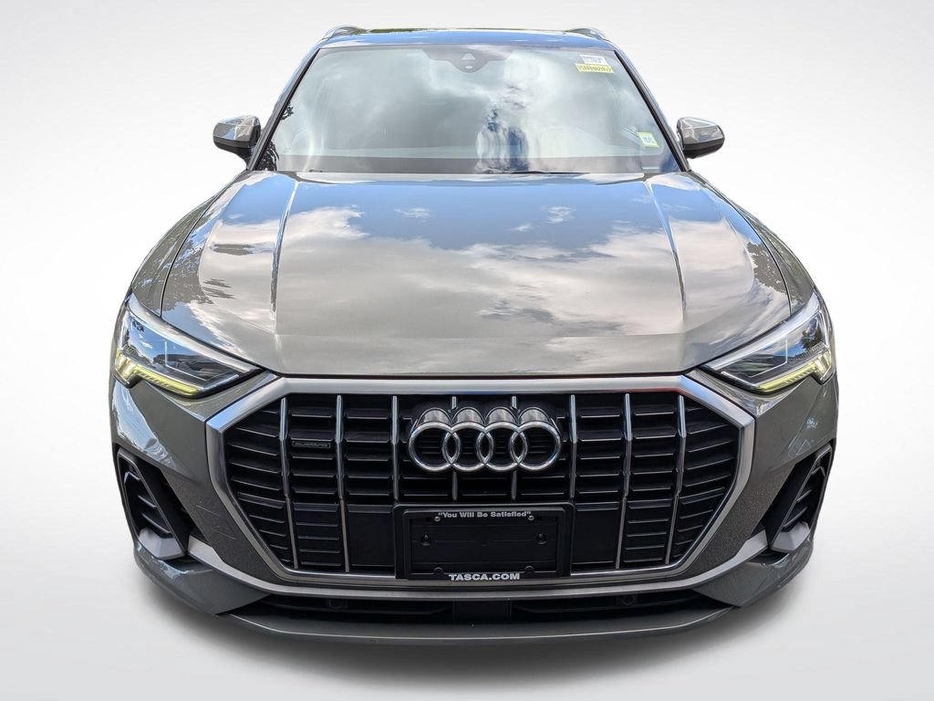 Used 2020 Audi Q3 2.0T Premium Plus w/ Premium Plus Package AWD/4WD image 9