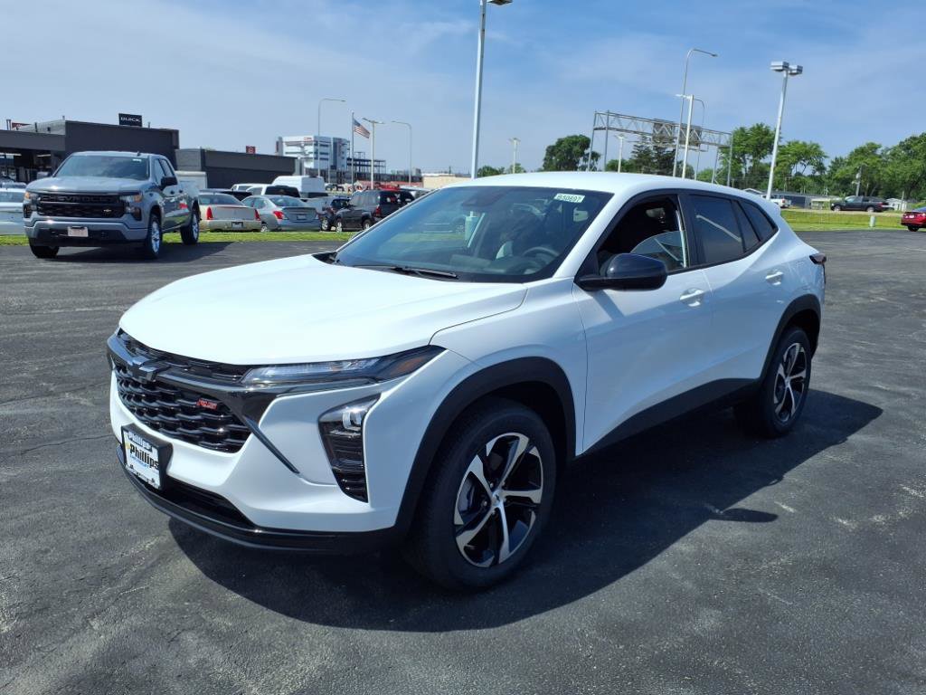 New 2025 Chevrolet Trax RS w/ Driver Confidence Package image 8