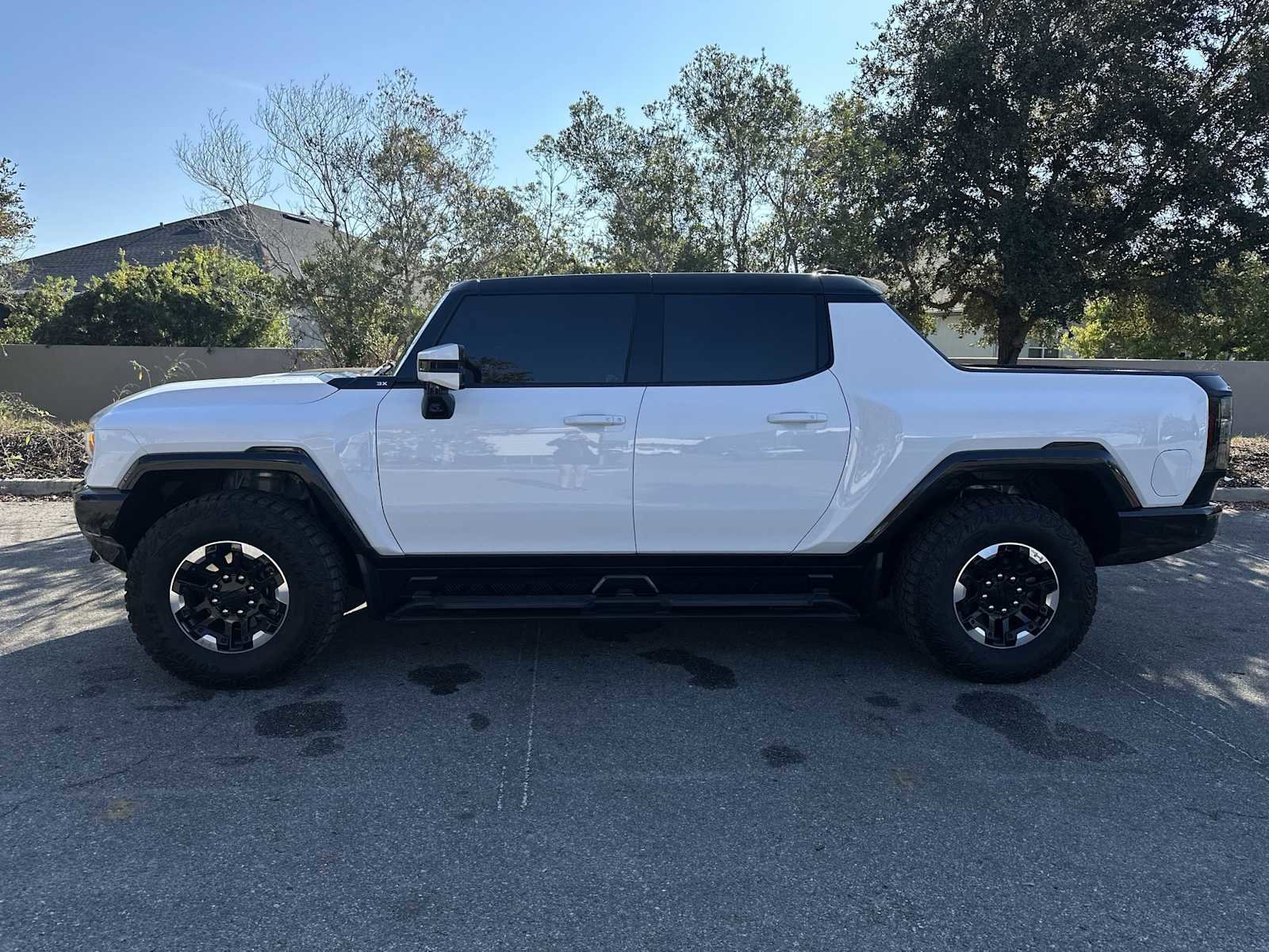 Certified 2025 GMC Hummer EV 3X w/ Extreme Off-Road Package image 3