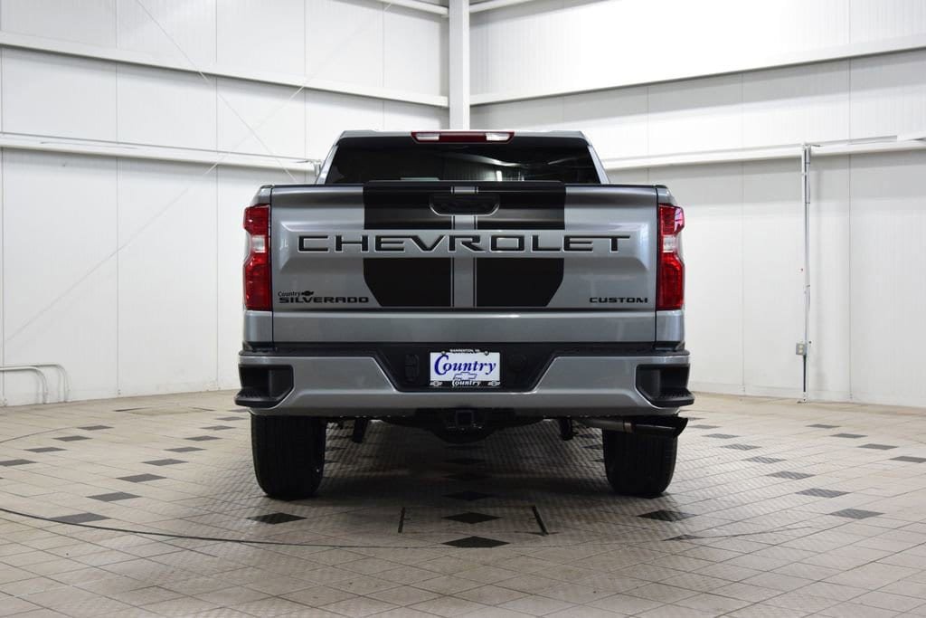 New 2026 Chevrolet Silverado 1500 Custom w/ Rally Edition image 7