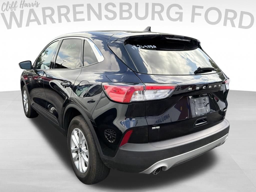 Used 2021 Ford Escape SE w/ Convenience Package AWD/4WD image 3