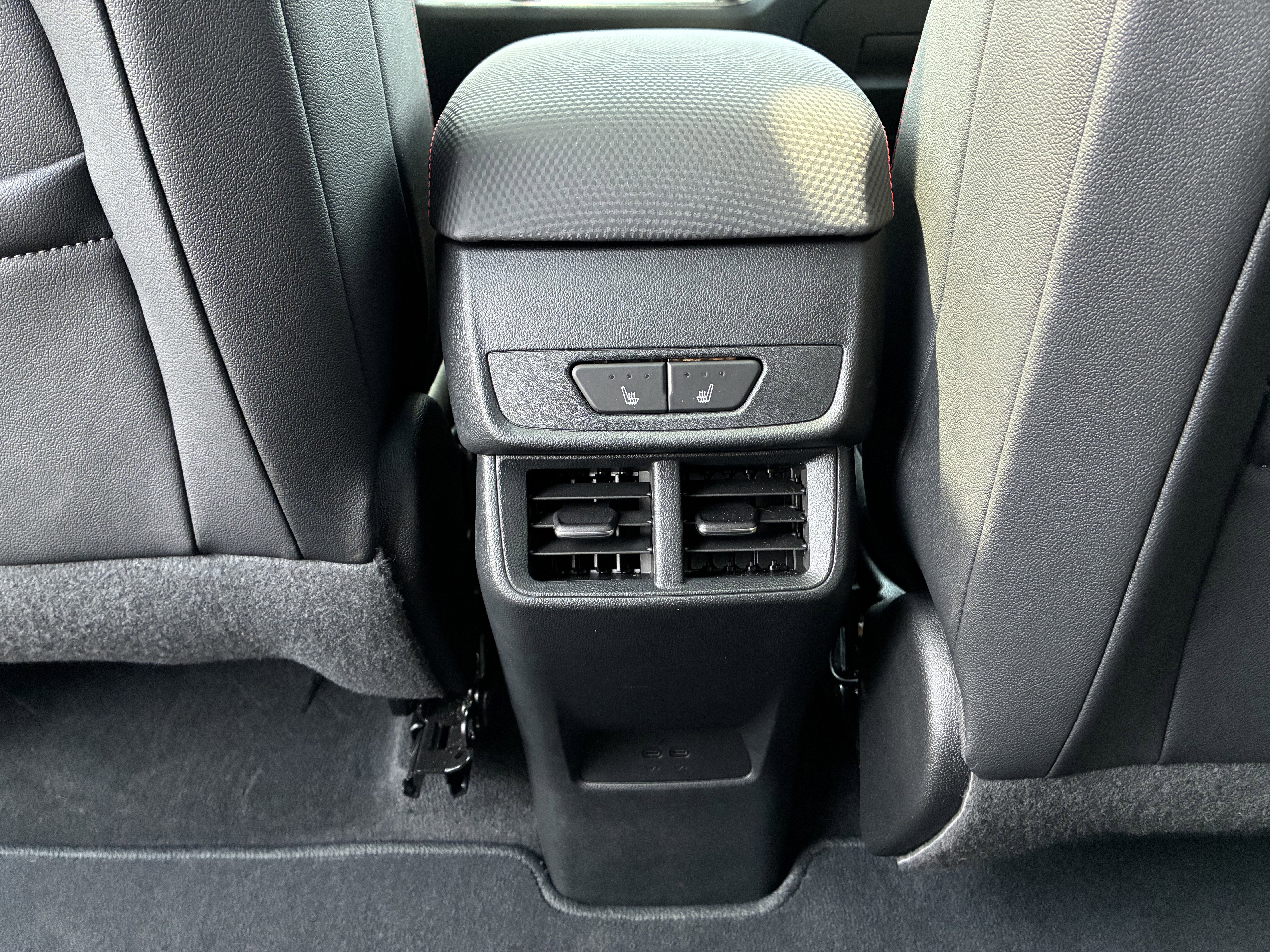 Used 2026 Chevrolet Equinox RS w/ Convenience Package III image 18