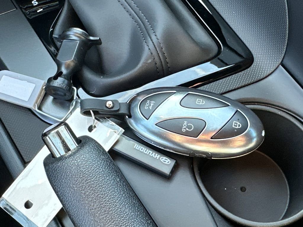 New 2025 Hyundai Elantra Sport image 31