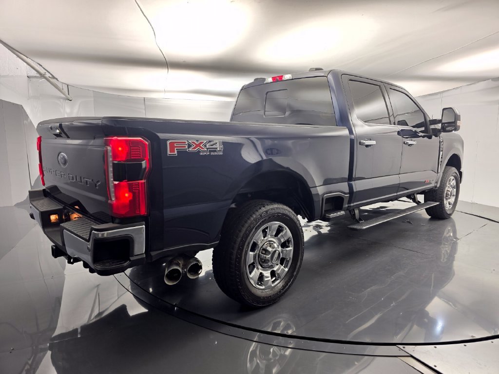 Used 2025 Ford F350 Lariat w/ Lariat Ultimate Package AWD/4WD image 6