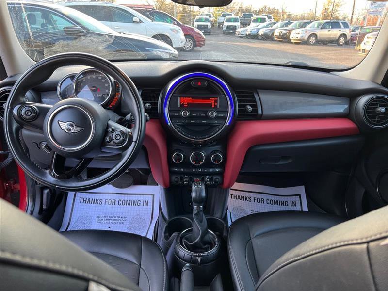 Used 2015 MINI Cooper 4-Door Hardtop FWD image 13