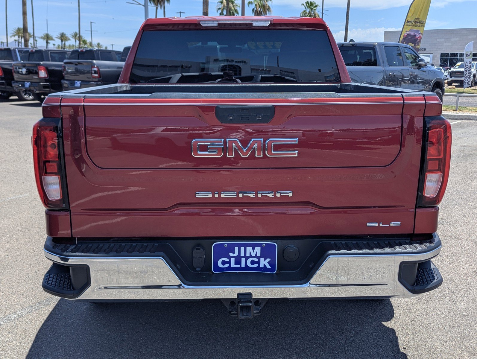 Used 2021 GMC Sierra 1500 SLE RWD image 3