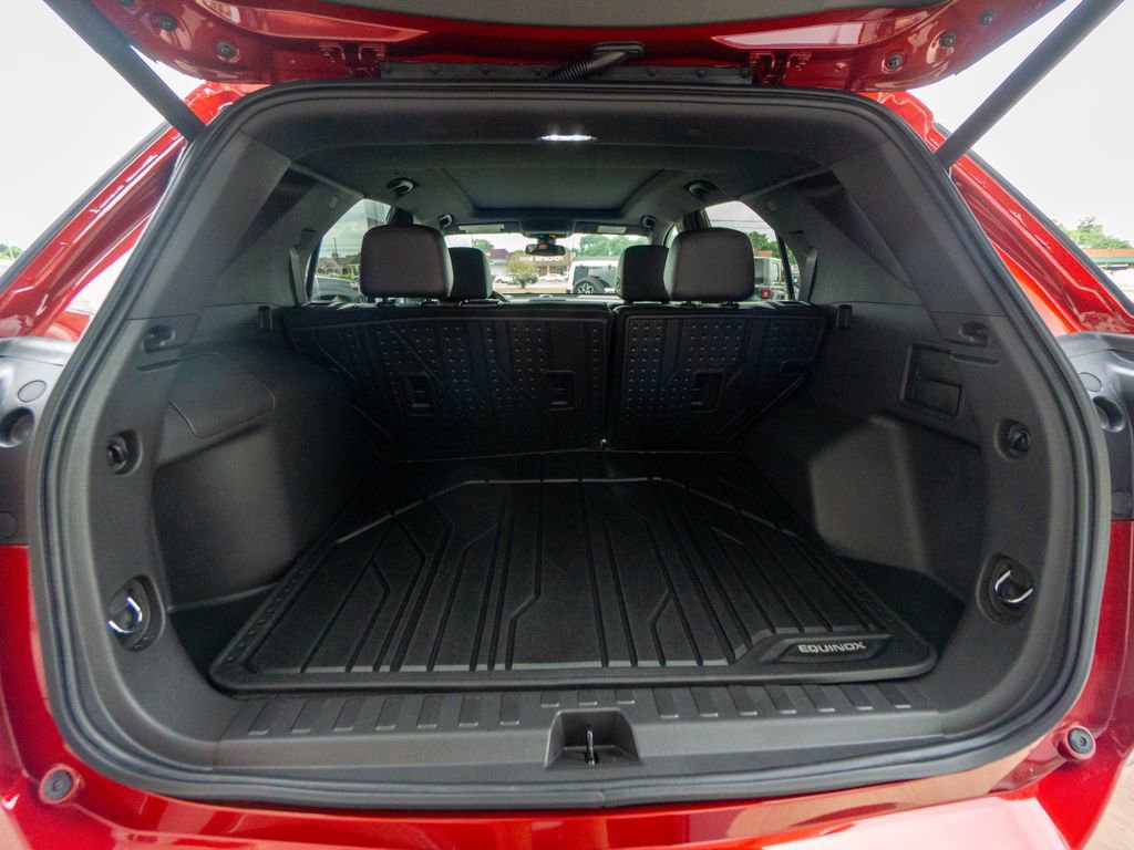Used 2022 Chevrolet Equinox RS w/ LPO, Floor Liner Package image 35