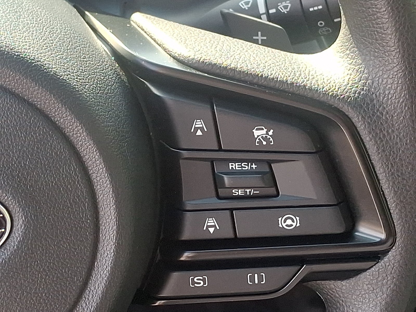 Certified 2026 Subaru Crosstrek 2.5i Premium AWD/4WD image 21