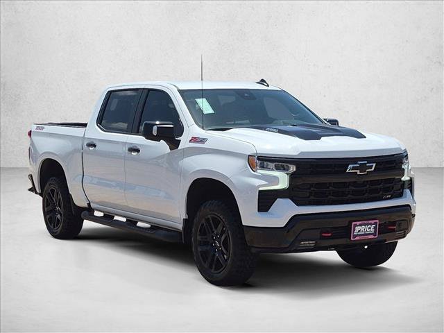 Used 2026 Chevrolet Silverado 1500 LT Trail Boss w/ LT Trail Boss Premium Package AWD/4WD image 3