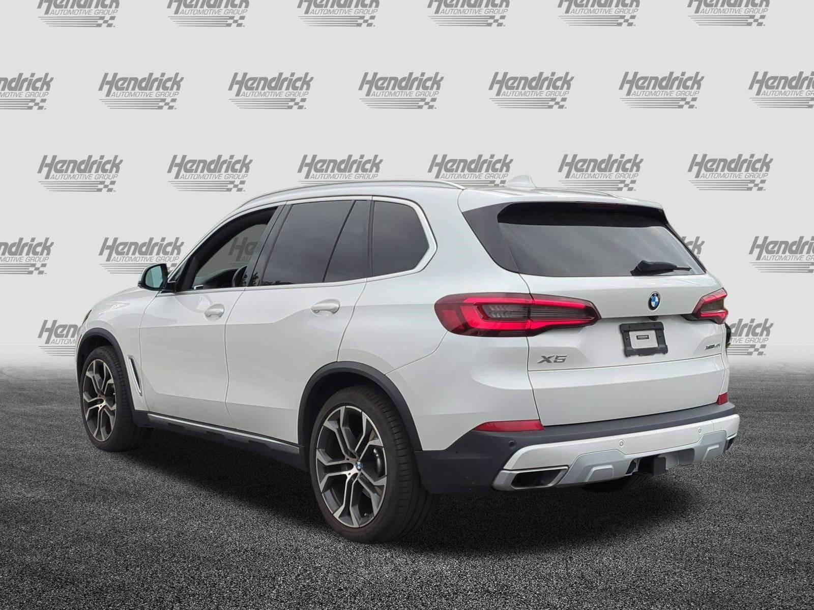 Used 2021 BMW X5 xDrive40i w/ Premium Package AWD/4WD image 8