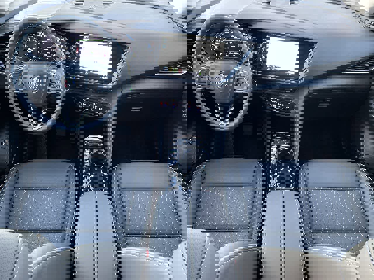 Used 2023 Buick Envision Avenir image 25