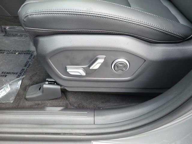 New 2026 Hyundai Santa Fe Limited image 14