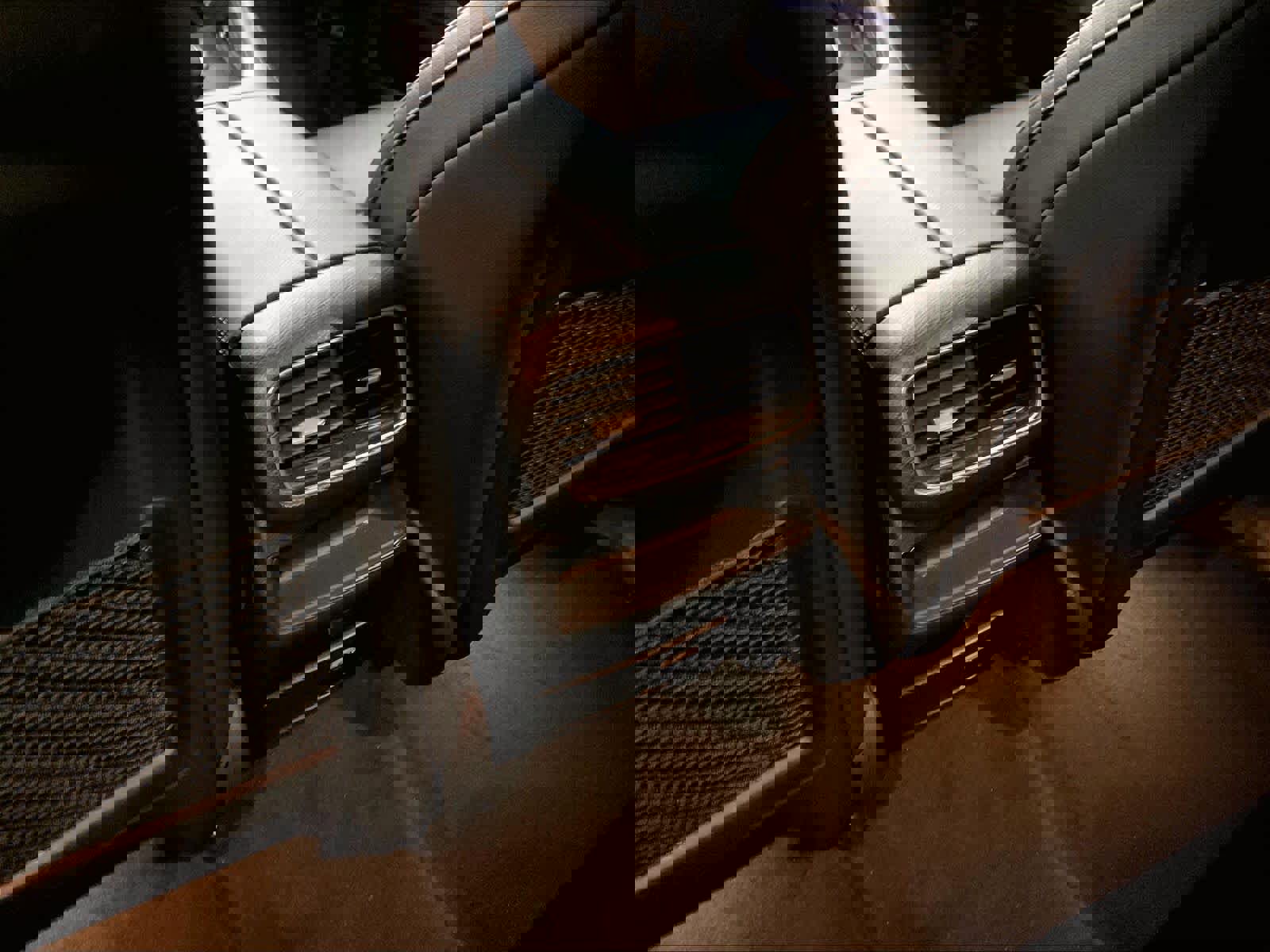 Used 2022 Mercedes-Benz GLE 350 4MATIC image 36