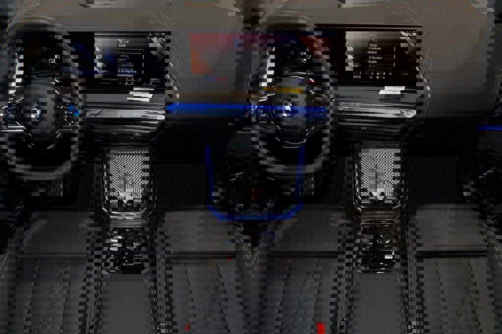 Used 2026 BMW X3 xDrive30 w/ Convenience Package image 39