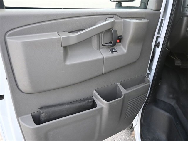 Used 2021 Chevrolet Express 3500 w/ Power Convenience Package image 19