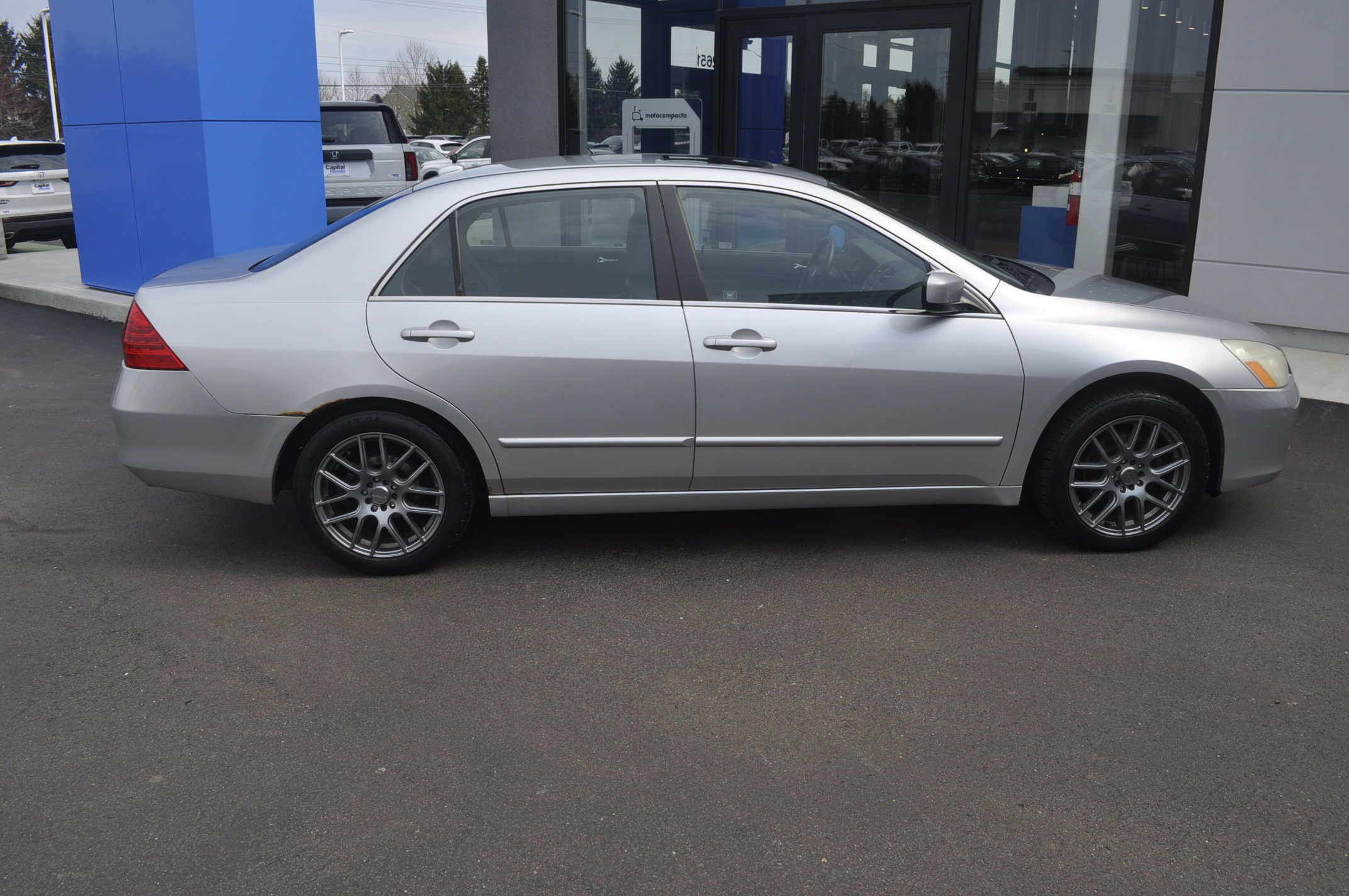 Used 2007 Honda Accord EX-L image 8