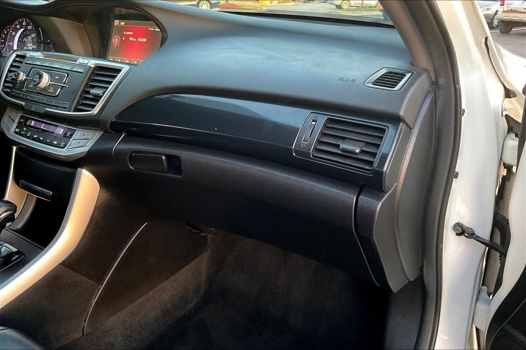 Used 2015 Honda Accord Sport image 19