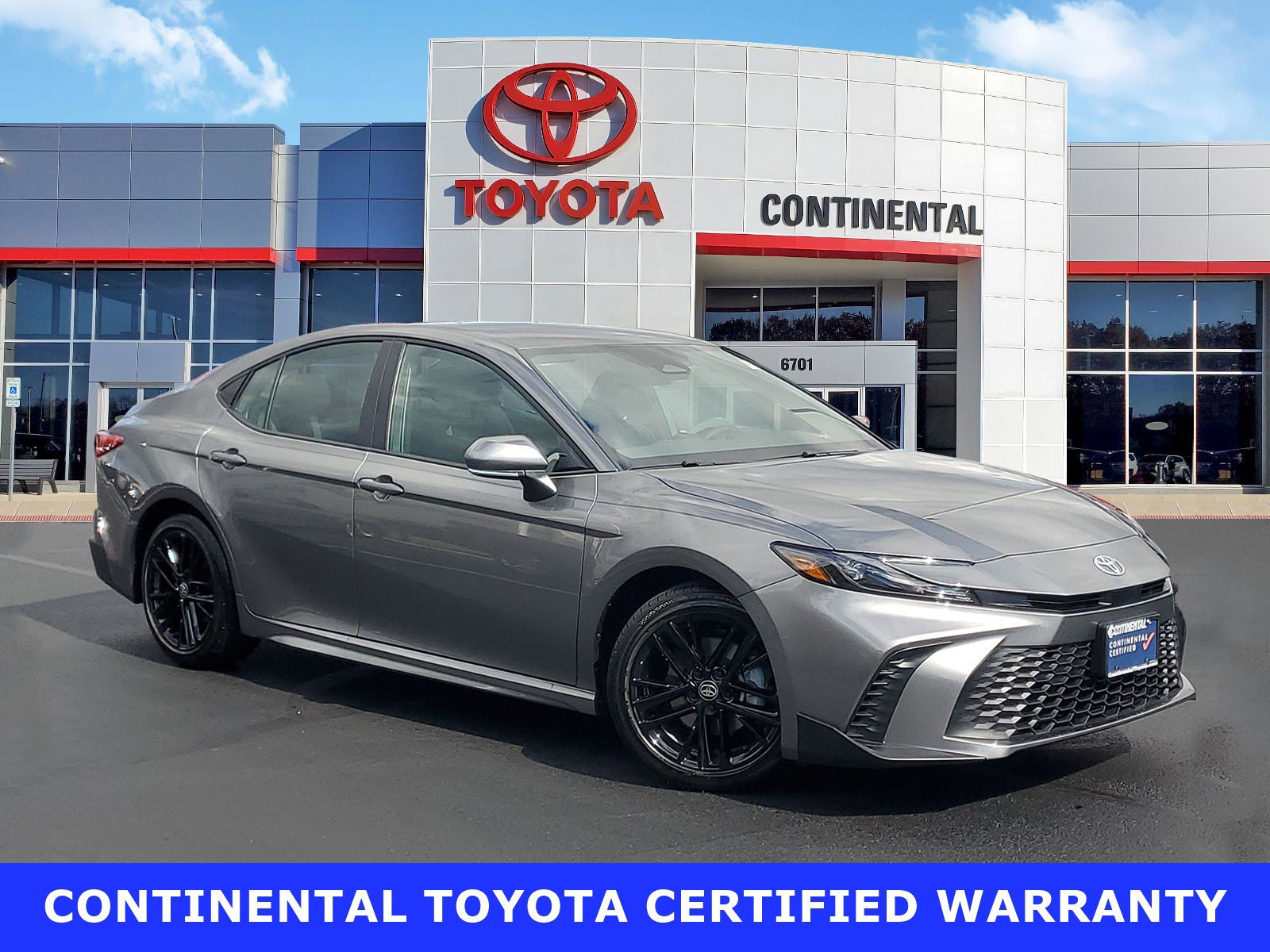 Used 2025 Toyota Camry SE