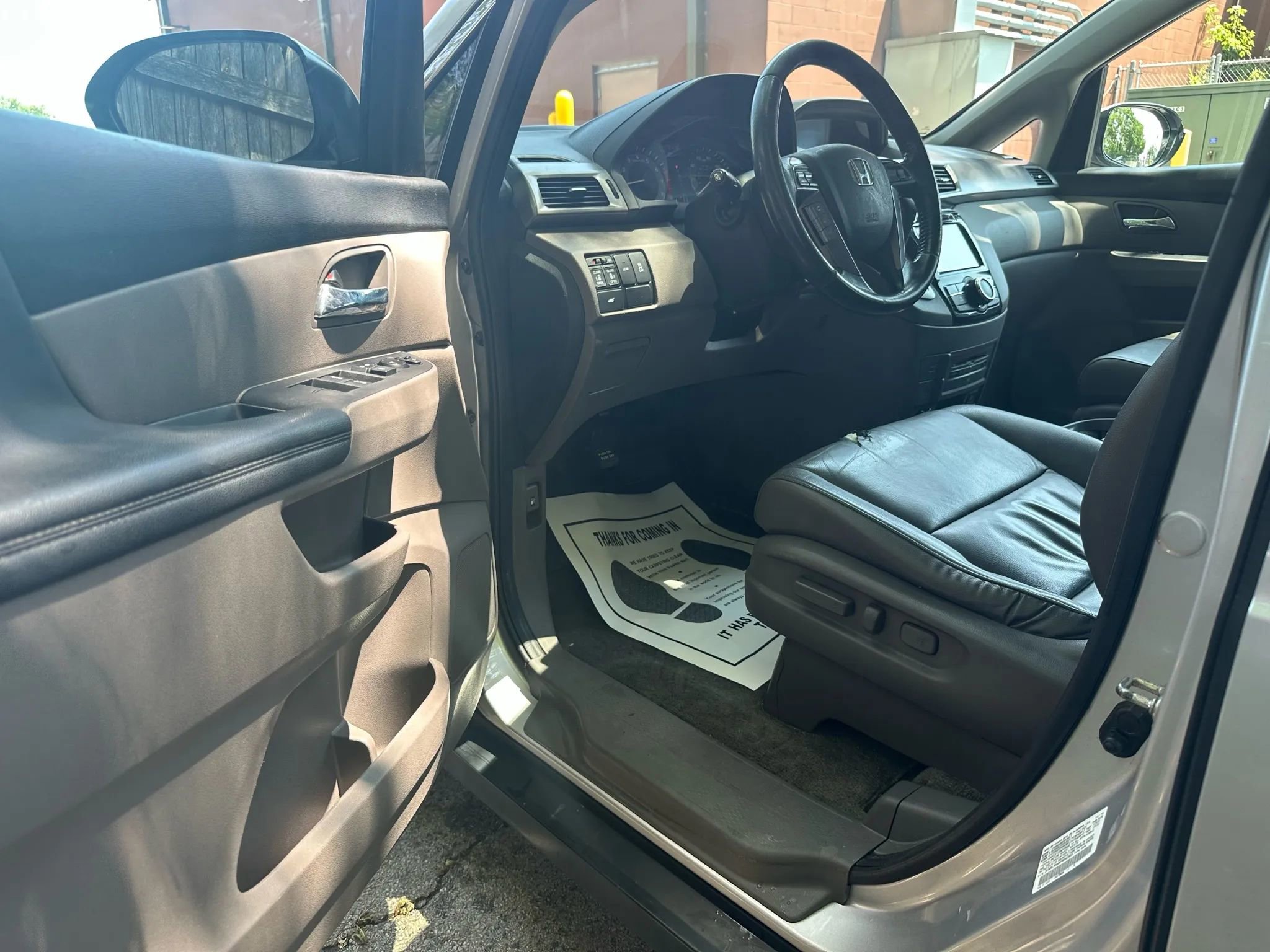 Used 2015 Honda Odyssey EX-L image 9