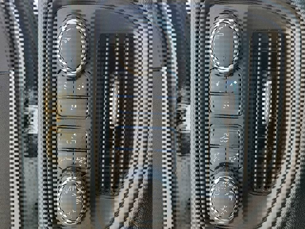 Used 2022 Chevrolet Silverado 2500 W/T w/ WT Convenience Package image 18