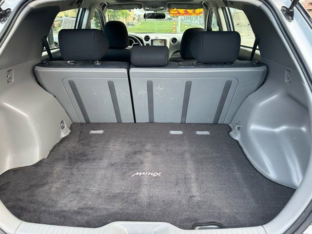 Used 2009 Toyota Matrix XRS image 25