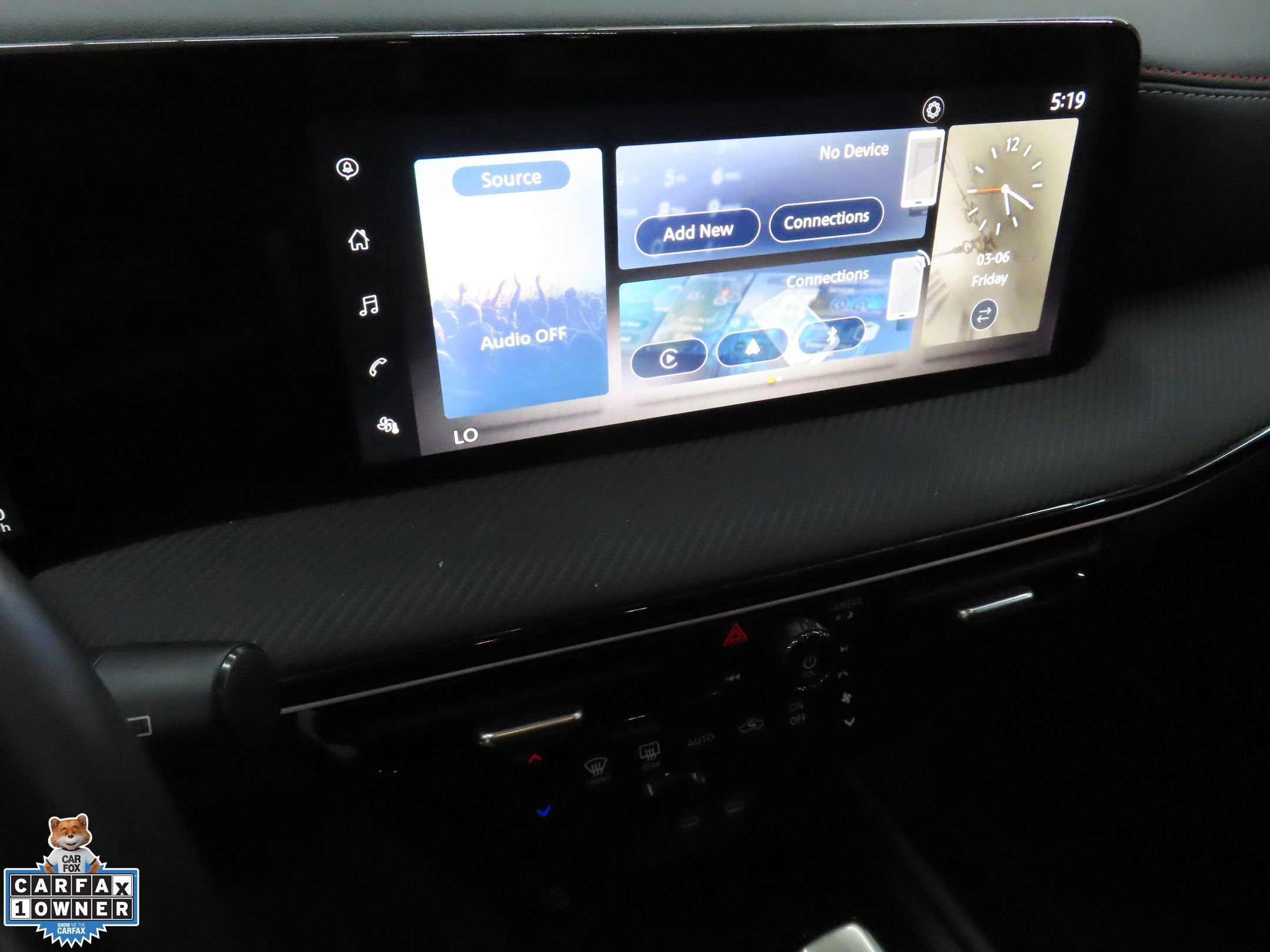 Used 2025 Nissan Kicks SR AWD/4WD image 17