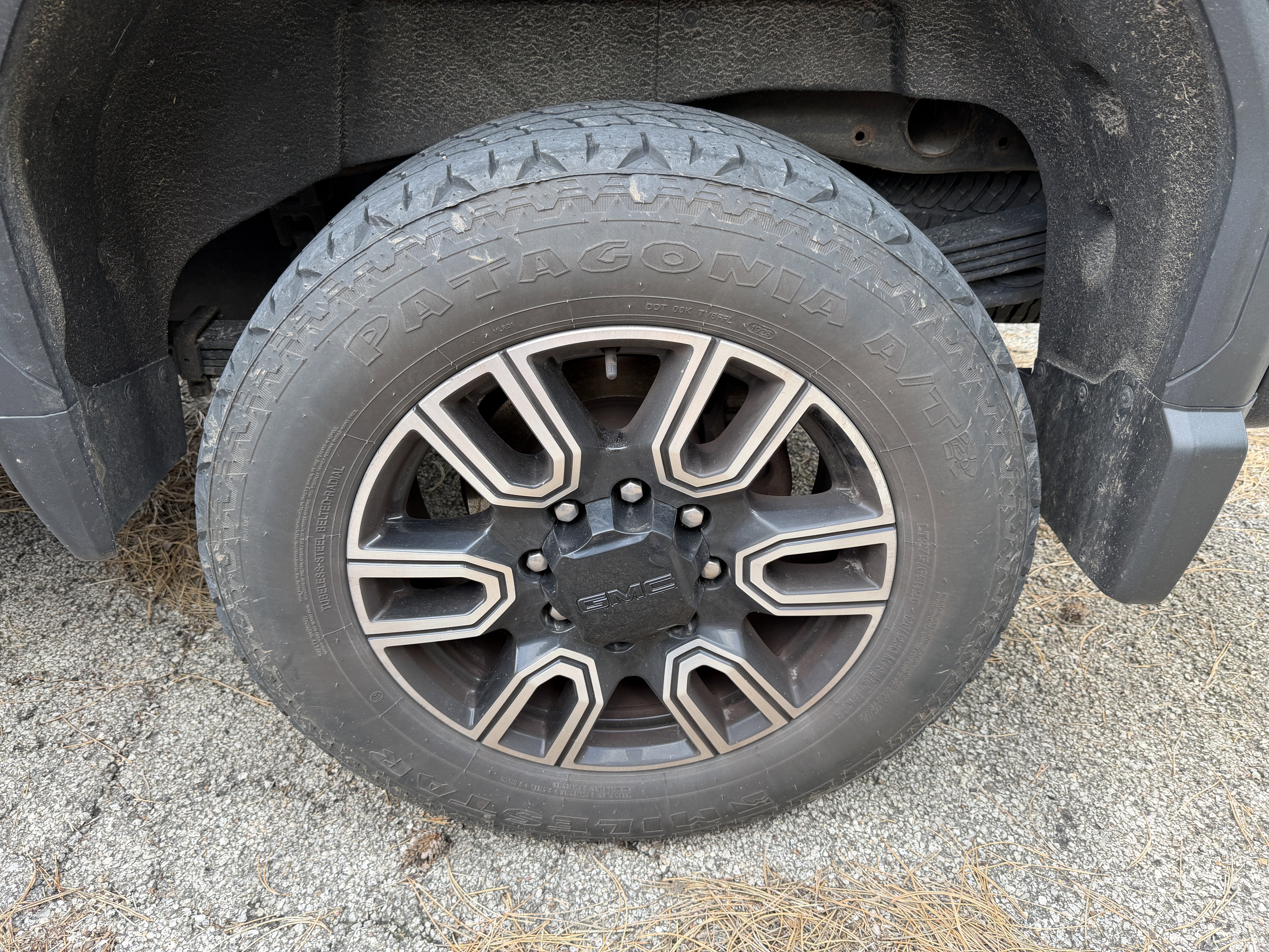 Used 2020 GMC Sierra 2500 AT4 w/ AT4 Premium Package AWD/4WD image 10