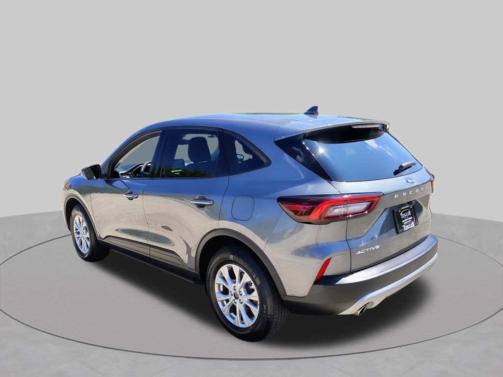 Used 2025 Ford Escape Active AWD/4WD image 7
