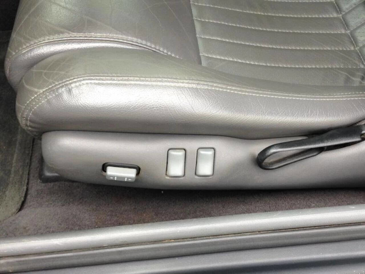 Used 1998 Pontiac Firebird Formula image 25