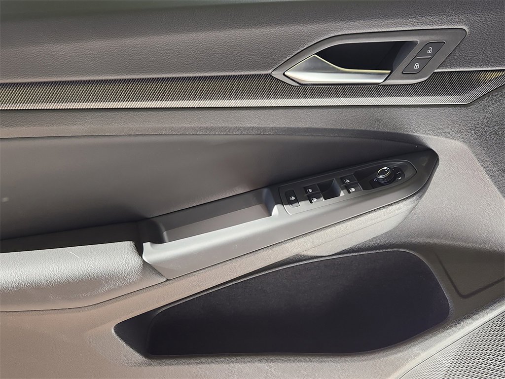 New 2026 Volkswagen Golf image 3