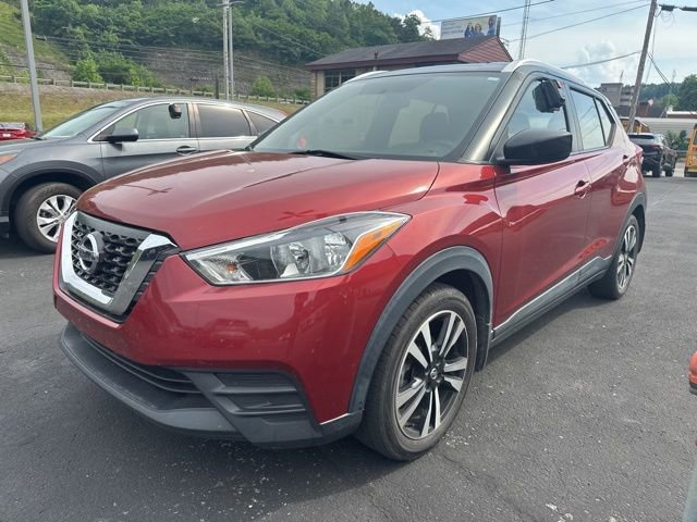 Used 2018 Nissan Kicks SV FWD image 3