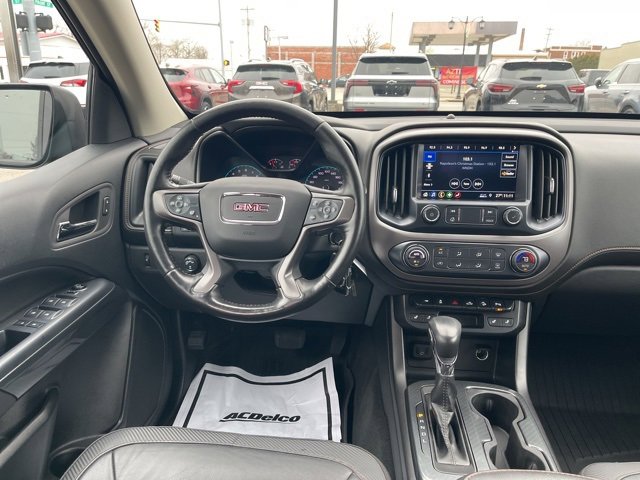 Used 2022 GMC Canyon AT4 image 19