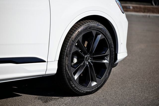 New 2026 Audi Q7 3.0T Premium Plus image 5