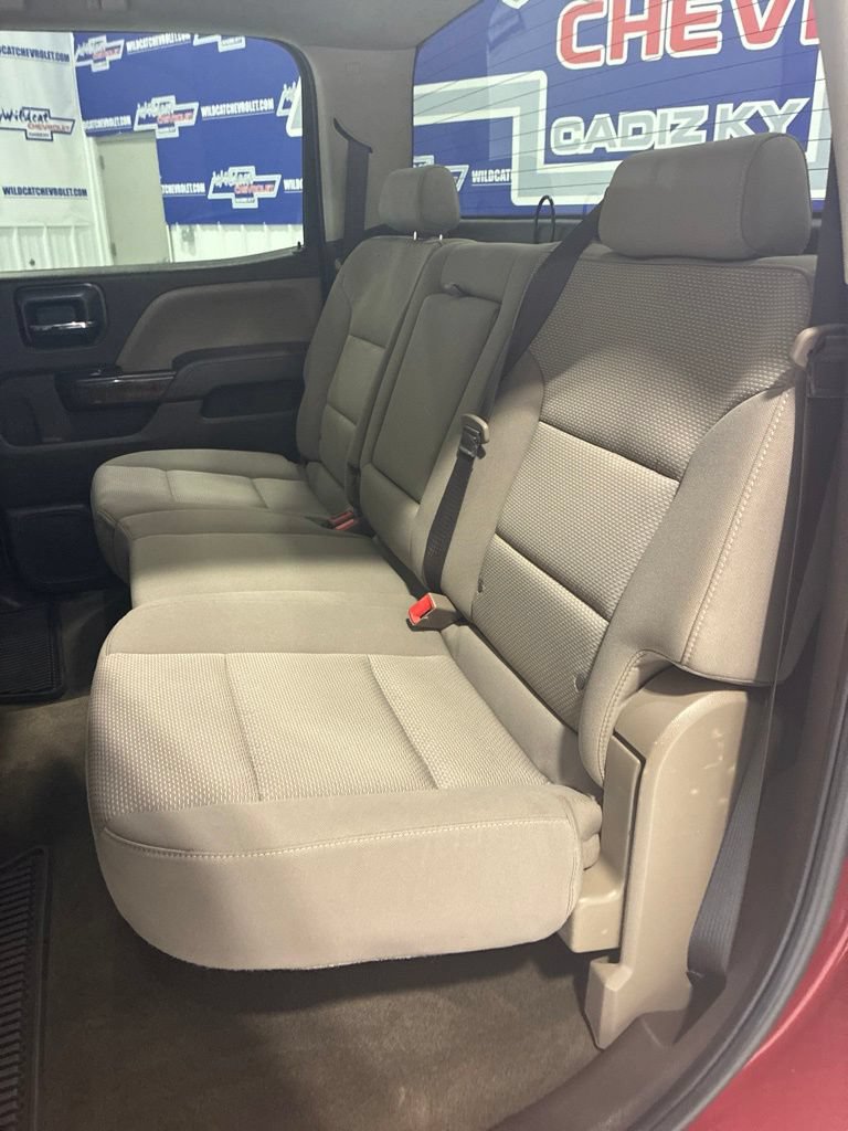 Used 2018 Chevrolet Silverado 1500 LT w/ All Star Edition AWD/4WD image 30