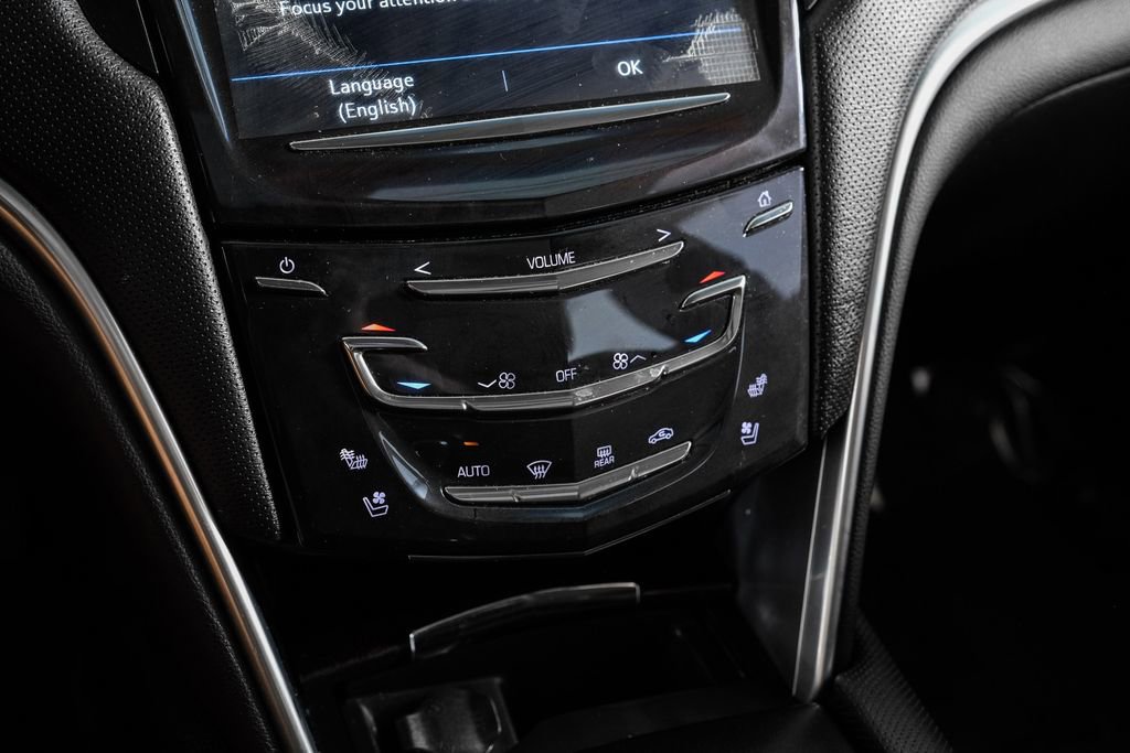 Used 2019 Cadillac XTS Luxury image 25